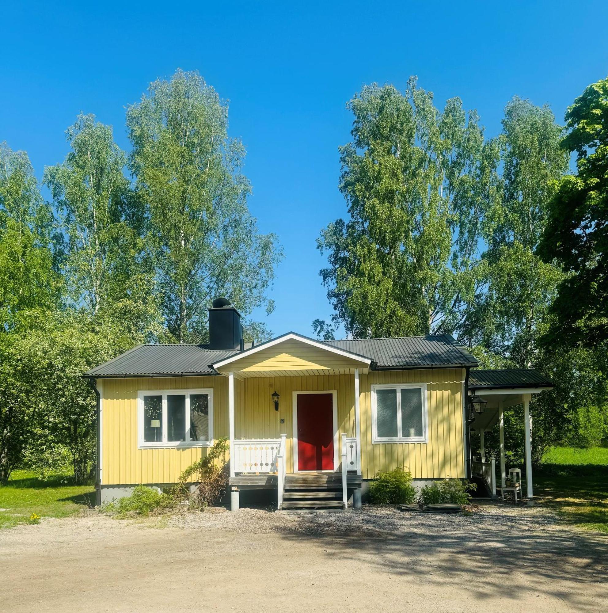 Merlo Slott Timra Luaran gambar